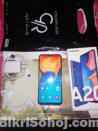 Samsung A20